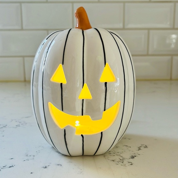 Target Bulleye’s Ceramic - Picture 5 of 14